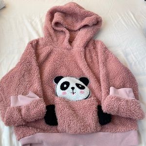 Fluffy hoddie with a panda print